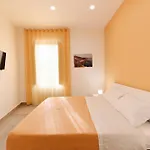 Dimora Roccamena Appartement Acireale