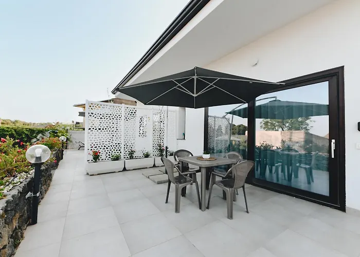 Apartment Dimora Roccamena Acireale